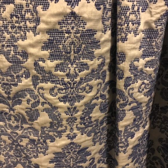 H&M Tea Length(midi) Jacquard Skirt - Picture 3 of 4